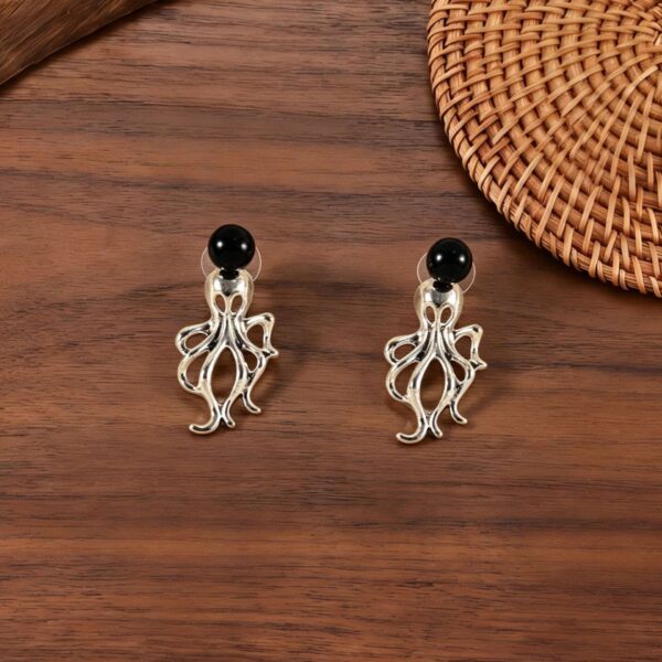 oly-cfaa4ca26bb9b924b4cc1177df917844 Wholesale Vintage Distressed Octopus Jellyfish Earrings Black Pearl Halloween Fashion Accessory Boutique Resale