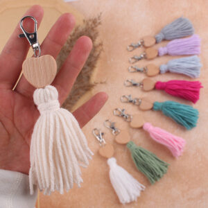 oly-d05d9a129645d7f19d0701a49d98ae87 Wholesale Bohemian Style Heart Bead Tassel Keychain Dark Green Silicone Bag Charm for Gift Party or Everyday Use