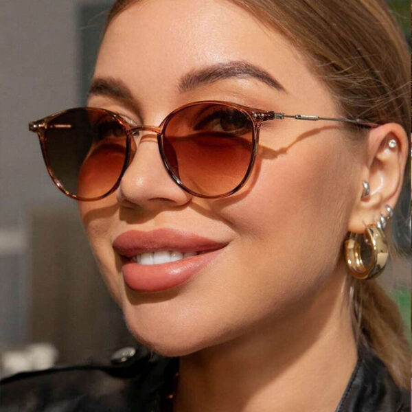 Wholesale Fashion UV400 Sunglasses with Yellow Lens and Grey Frame for Everyday Wear