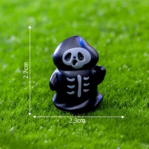 Ghost No. 7 / 10 Halloween Night Designs