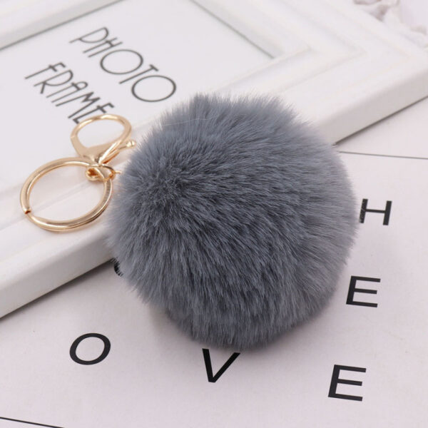Wholesale Plush Fur Ball Keychain White Car Key Accessory Bag Charm Boutique Resale