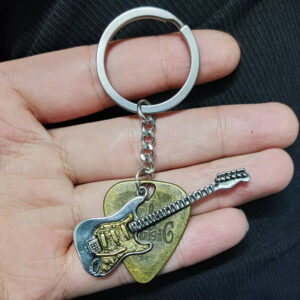 Wholesale Vintage Guitar Pick Keychain Punk Rock Stainless Steel Key Ring Unisex Fashion Accessory