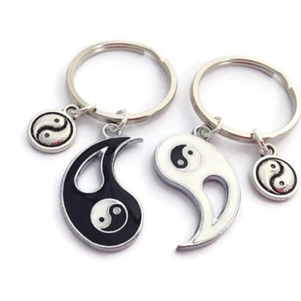 Wholesale Yin Yang Bagua Pendant Keychain Fashion Accessory Alloy Couple Gift