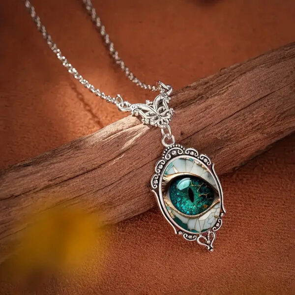 oly-d4f082dc3d7898769f70a1a5fe75db9a Wholesale Mysterious Evil Eye Design Oval Alloy Pendant Necklace Fashion Jewelry Accessory for Gift Boutique Resale
