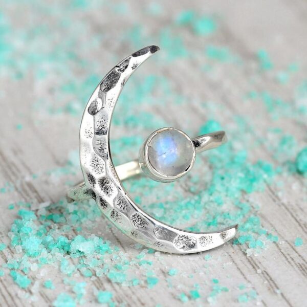oly-d68d70318335de6aced268b068ebadb5 Wholesale Vintage Sun Moon Hammered Open Ring 925 Silver Moonstone Fashion Accessory