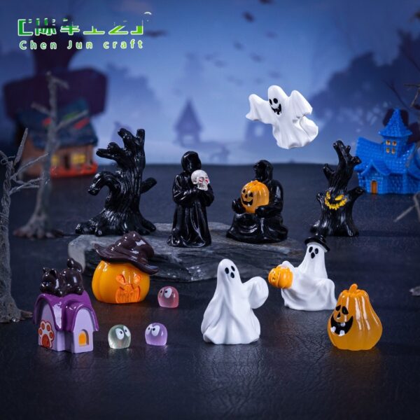 Wholesale Trendy Halloween Grim Reaper Resin Figurine Miniature Desktop Decoration for DIY Micro Landscape