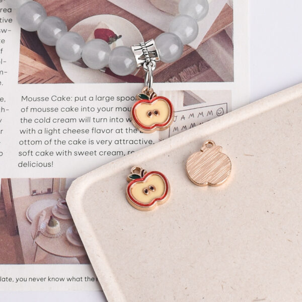 oly-d6ba455ed8b47f948c7a7894dfa1f572 Wholesale Alloy Sliced Pendant for DIY Phone Chain Jewelry Accessory