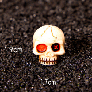 One-eyed skull