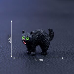 #13 Startled Black Cat / Halloween items