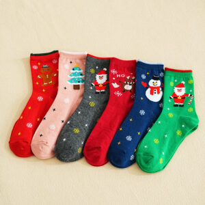 6 pairs of uniform colors / European and american sizes (36-43) are shipped, single and double price grids