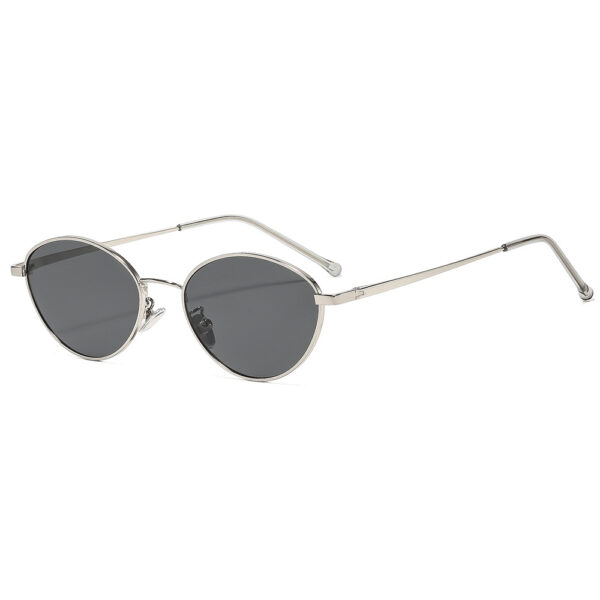 Wholesale Retro Metal Oval Sunglasses UV400 Unisex Fashion Accessory for Outdoor