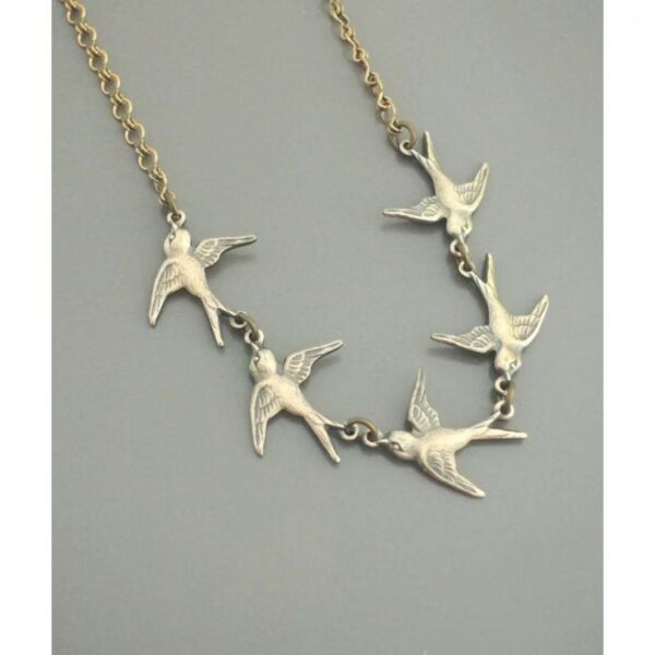 oly-da01a889dbf7e8db05aba81c3a7d7ca0 Wholesale Vintage Swallow Pendant Necklace Trendy Gothic Style Jewelry Accessory for Daily Wear or Gift