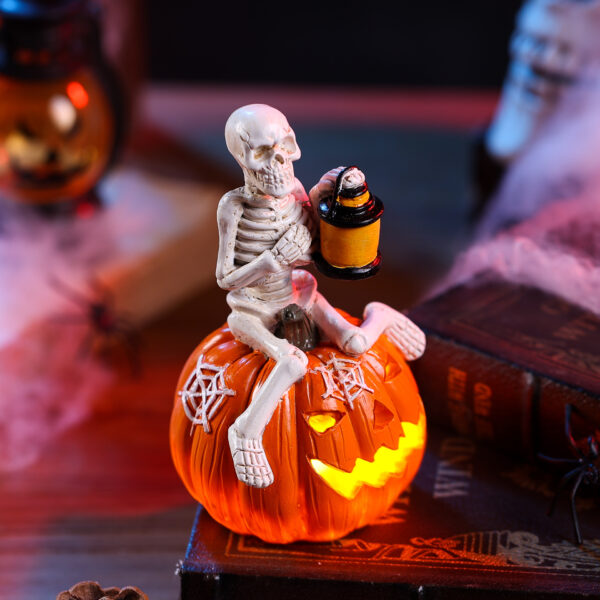Wholesale Resin Halloween Skull Pumpkin Glowing Decoration for Home Decor Gift