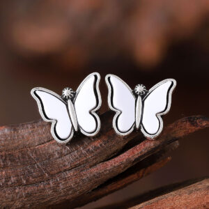 White butterfly (fg859-1)