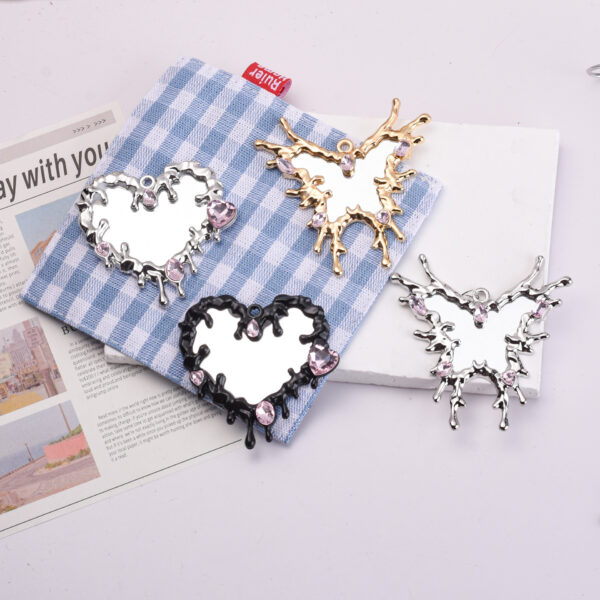oly-dd23214050953433a20a2990525e7336 Wholesale Y2K Love Drop Pendant Black Alloy Fashion Jewelry Accessory Boutique Resale
