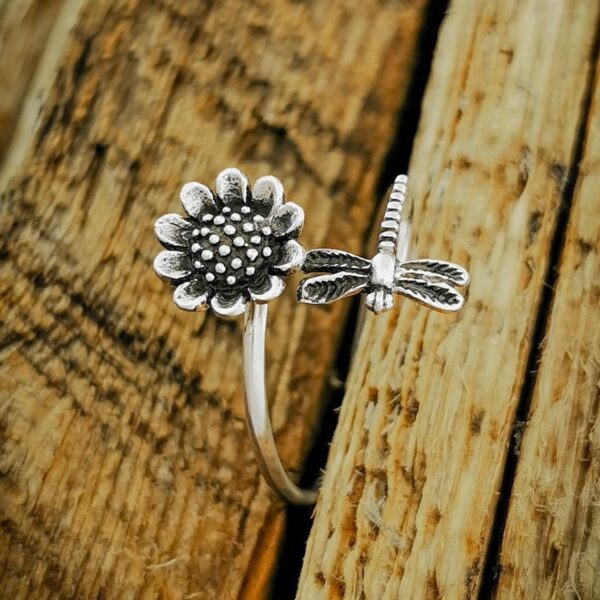 oly-df06ae6ef163ef3eed45e8e4ecef1192 Wholesale Alloy Open Ring with Sunflower Dragonfly Design - Fashion Jewelry Accessory for Women