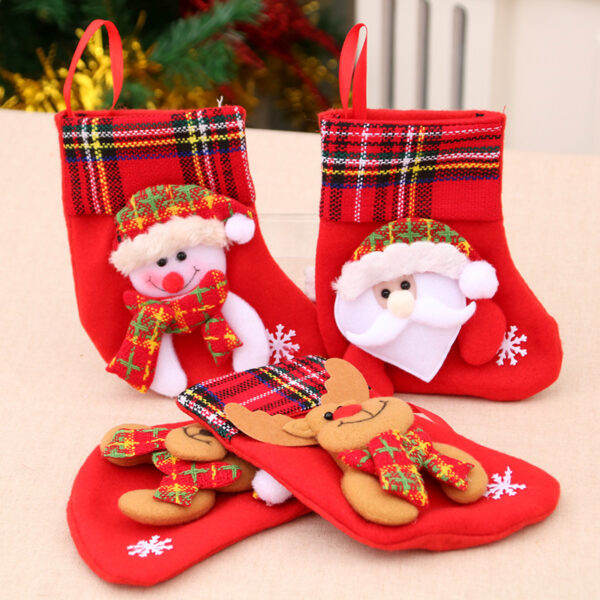 oly-e122a1cfe59c1a0e58b80a5fc542095a Wholesale Red Christmas Stocking Cloth Hanging Decor for Holiday Gifts