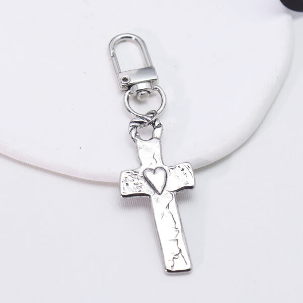 Wholesale Vintage Distressed Zinc Alloy Keychain with Crescent Moon and Starfish Design, Trendy Bag Charm