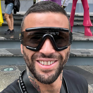 oly-e2c12eac5fafb2001b0c77ecd251d6f3 Wholesale Trendy Large Frame Windproof Cycling Sunglasses UV400 for Outdoor Sports and Skiing