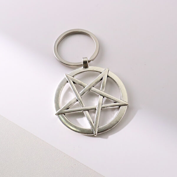 oly-e38070016495da106dfae1c6c317c26a Wholesale Zinc Alloy Retro Pentagram Keychain Pendant Stylish Car Key Accessory Bag Charm