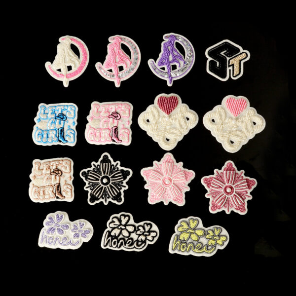 oly-e512a59686d739bc1a7e1f53fb553142 Wholesale Polyester Embroidered Patch Pink Snowflake Moon Letter JK Style Fashion Accessory