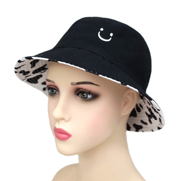 Wholesale Cow Pattern Double Sided Fisherman Hat Sun Hat for Casual Outdoor Use