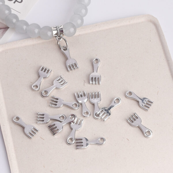 oly-e6a0e1fcb0c870e27c528d8d52b5f029 Wholesale Trendy Spoon Alloy Pendant DIY Jewelry Accessory for Phone Charms Bracelets