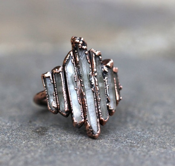 oly-e7dafec0f67a74ec43311a223177679e Wholesale Irregular Geometric Rock-Edge Retro Ring for Women Trendy Jewelry Accessory