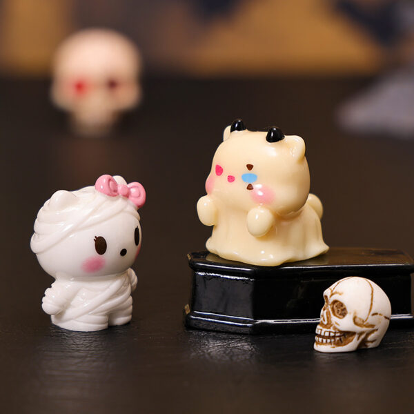 Wholesale Halloween Resin Ghost Decorative Desktop Ornament Gift for Couple