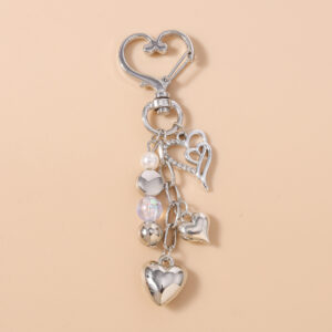 Silver three-dimensional love heart