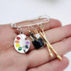 Wholesale Zinc Alloy Artist Palette Brooch Pin Stylish Jewelry Accessory for Art Lovers