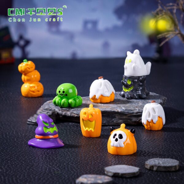 Wholesale Resin Halloween Pumpkin Ghost Figurines DIY Decorative Accent for Home Decor Party Favors