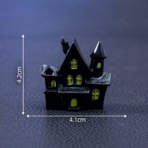 #3 Haunted House / Halloween items