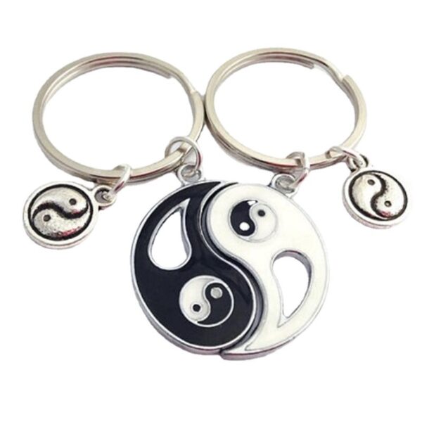 Wholesale Yin Yang Bagua Pendant Keychain Fashion Accessory Alloy Couple Gift