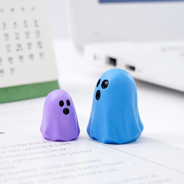 oly-f12c4b2a469cff2d02fdfb7dda98fe0b Wholesale Resin Halloween Ghost Figurine - Cute Cartoon Decorative Accent for Car Desk