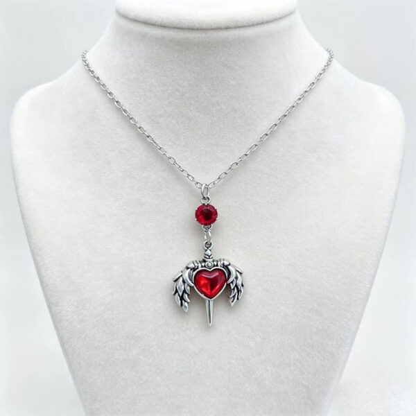 Wholesale Gothic Red Rhinestone Wing Dagger Heart Pendant Necklace Vintage Silver Plated Y2K Chic Choker Fashion Jewelry Accessory for Resale