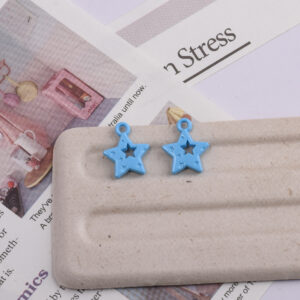 Hollow five-pointed star pendant-blue