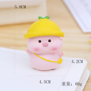XY013C Large Kindergarten Pig Ornaments / Authentic copyright