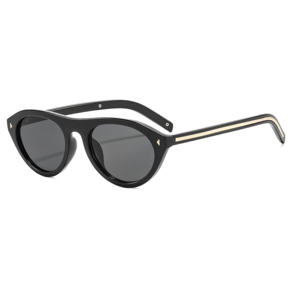 Wholesale Retro Oval Cat Eye Sunglasses UV400 Black Frame Grey Lens for Women Everyday Wear Gift