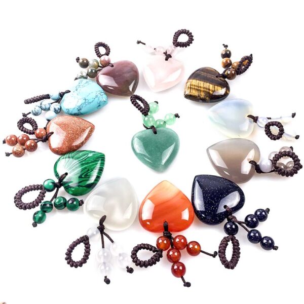 Wholesale Natural Crystal Heart Pendant Keychain Decorative Car Key Accessory for Boutique Resale