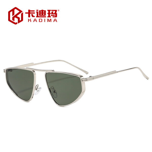 Wholesale Retro Circular Metal Sunglasses Gold Frame Gray Lens Fashion Accessory