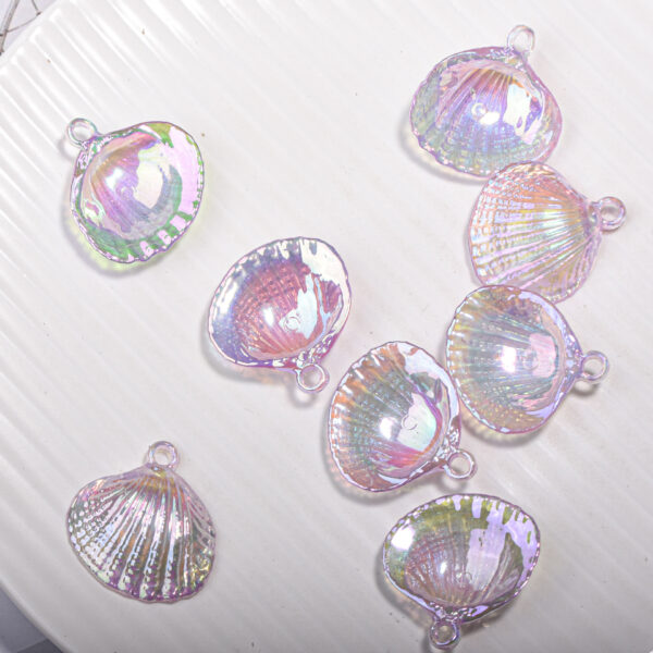 Wholesale Acrylic Scallop Beads Blue UV Plated for DIY Phone Chain Craft Supply