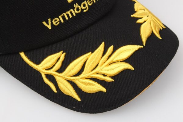 oly-fa7f70dd87d869ef84415f3c725c3fa0 Wholesale Red Embroidered Star Signature Baseball Cap Outdoor Sports Fashion Accessory