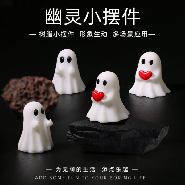 Wholesale Cute Halloween Ghost Resin Craft Figurine Decorative Accent Gift