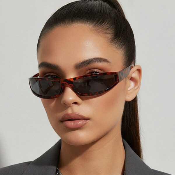 oly-fb4c9e7af6b1b305057d90287fd04b9f Wholesale Y2K Futuristic Sunglasses UV400 Fashion Accessory for Travel