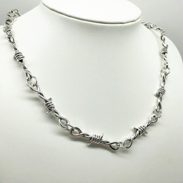 Wholesale Gothic Punk Barbed Wire Thorn Necklace Unisex Stylish Jewelry Accessory