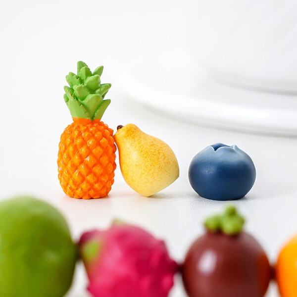 oly-fcd19c92a7828b2fe6d10c45b03c5f67 Wholesale Cartoon Fruit House Resin Decorative Accent Desktop Ornament Cute Gift