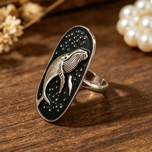 Wholesale Vintage Black Gold Oval Open Ring with Whale Pattern, Alloy Women's Jewelry Accessory