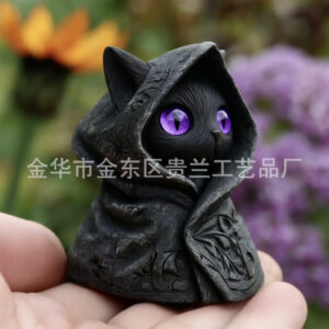 Cape black cat-purple eyes