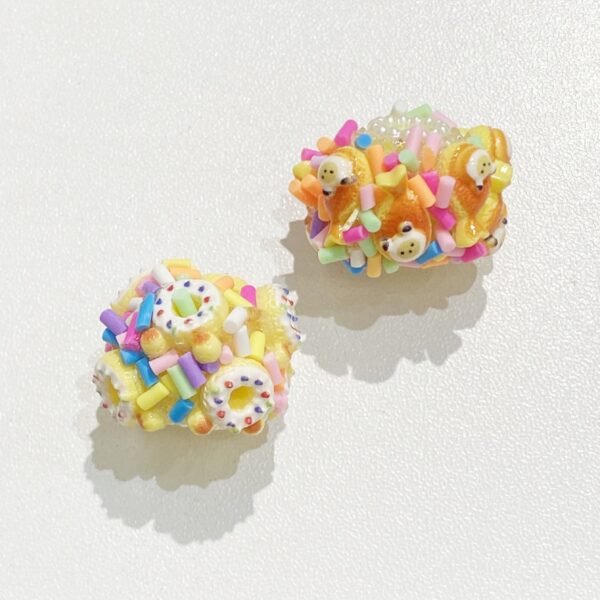 oly-ff81dfe60c16d1dc004d20168a496781 Wholesale Irregular Donut Shape Acrylic Beads DIY Fashion Accessory for Jewelry Making